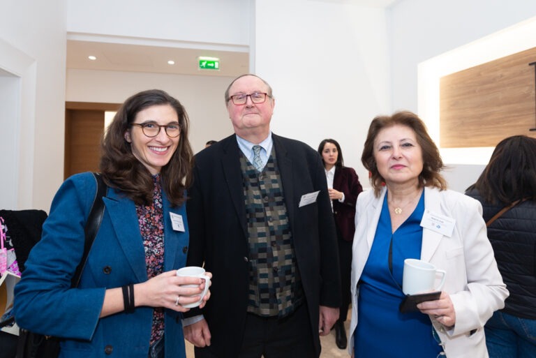 Accueil des participants lors de la conférence dans les locaux du Cabinet Reed Smith